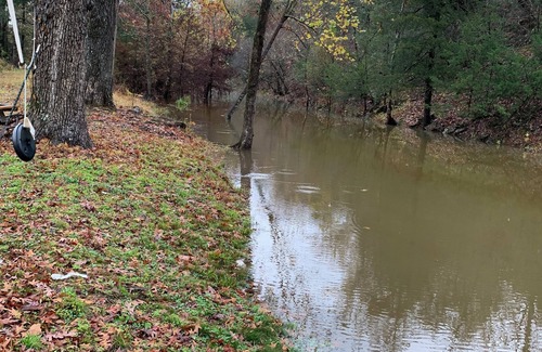 Myrtle Alquiler De RV | Perfect RV campground in Ravenden Springs for a peaceful getaway