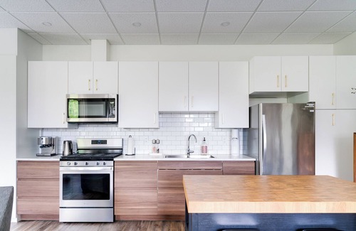 Slocan Apartamento | Perfect SLOCAN Getaway Suite - Beach - Hike - Bike