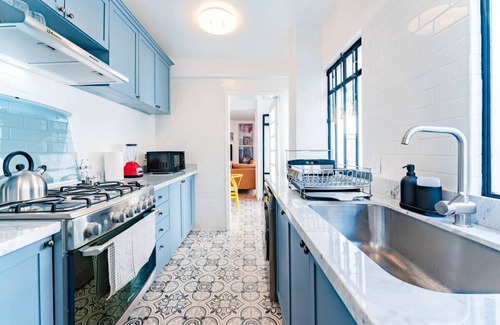 Hipodromo Condominio | Perfect Stay for Groups in Trendy La Roma Mexico!