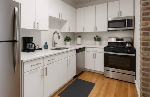 Lakeview Apartamento | Perfect Stay - Modern 2BR Unit