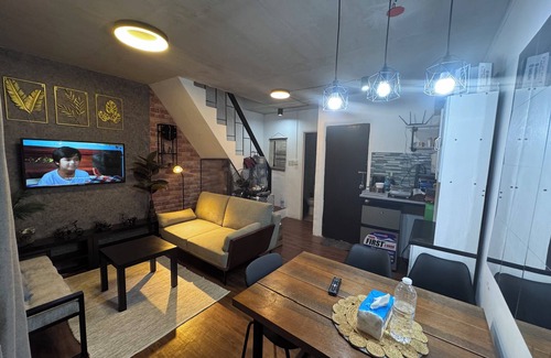 Subic Casa | Perfect Staycation for Family and Friends, near the Beach and Islands.