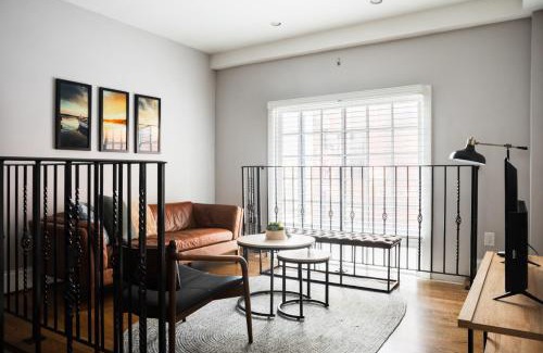 Theatre District Apartamento | Perfect Traveling Nurse Housing in Theatre District