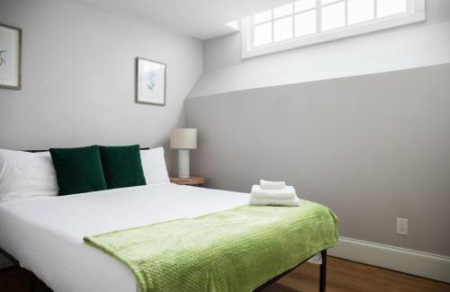 Theatre District Apartamento | Perfect Traveling Nurse Housing in Theatre District