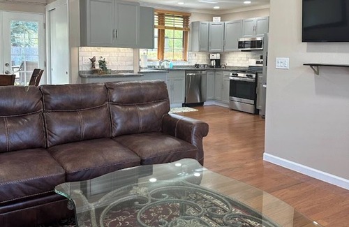 Broadmoor Casa | Perfect vacation home with amazing outdoor space, pet and handicapped friendly!