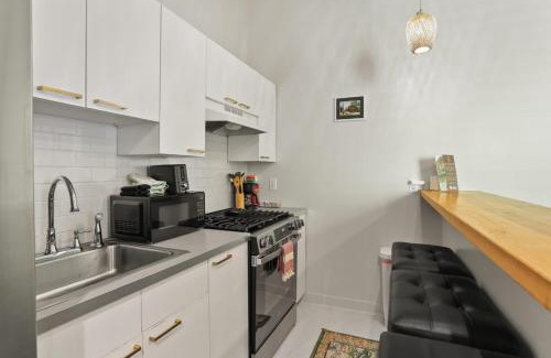 Faubourg Delachaise Casa | Perfectly Located 1 Bedroom I Uptown - Magazine St