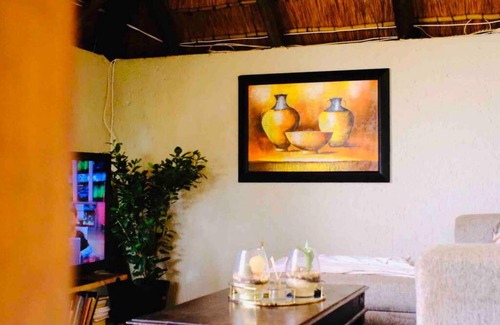 Greater Johannesburg Metropolitan Area Apartamento | Perfectly located beauty in secure Estate