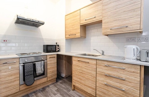 Plasnewydd Apartamento | Perfectly Placed: Cozy Flat in the City's Heart