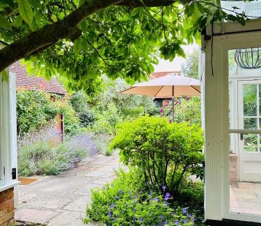 Hambleden Casa | Perfectly Positioned Hambleden House