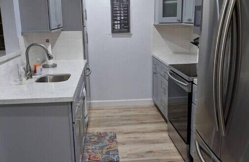 Ocean Beach Condominio | Perfectly Remodeled Condo w/ Panoramic Ocean Views