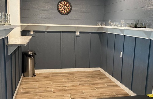 Colington Cabaña | Perfectly situated in KDH;Game room downstairs, outdoor fire pit; Lrg front deck