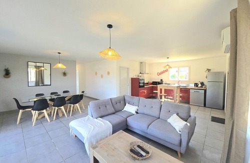 Sainte-Sabine-Born Cabaña | Casa periurdina con piscina privada, internet y se aceptan mascotas