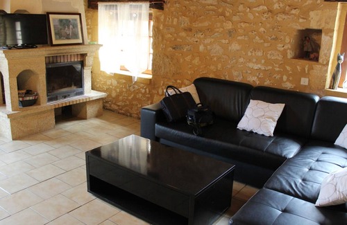 Naussannes Cabaña | Casa perigordiana con piscina compartida, chimenea y mascotas permitidas cerca de Bergerac