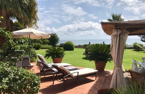 Santa Margherita di Pula Villa | Perla Marina Villa independiente frente a la playa - Fat Bike / Sea Kayak rental