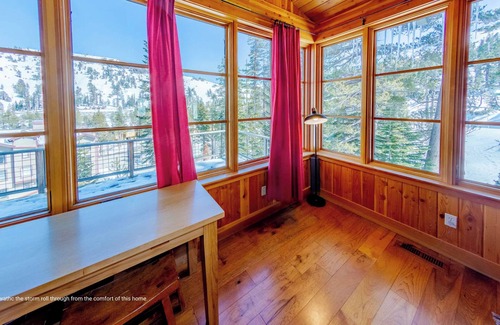 Kirkwood Chalet De Esquí | Perle du Bois - Ski in/Ski out 6 bedroom luxury home in Palisades at Kirkwood