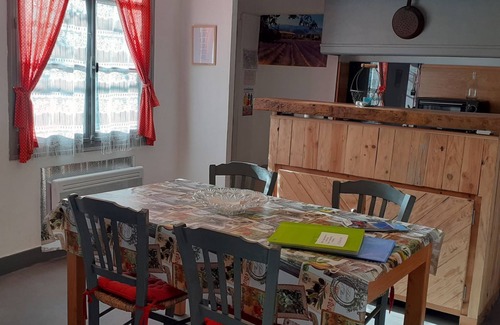 Pernes-les-Fontaines Apartamento | PERNES PROVENCE AUTHENTIQUE