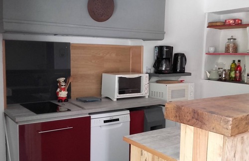 Pernes-les-Fontaines Apartamento | PERNES PROVENCE AUTHENTIQUE