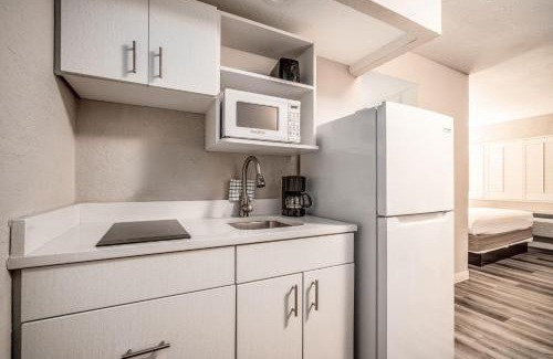 Melinda Cook Complejo | Perry's Ocean-Edge Resort