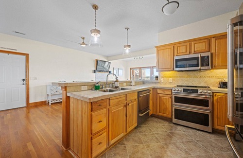 Manteo Condominio | Persuasion, 604 N Bay Club