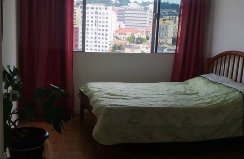 Centro Apartamento | Pessoa de energia boa e que gosta de conhecer novas pessoas. Vemmm!