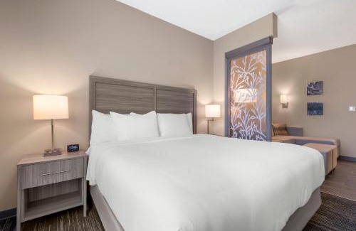 Florida Central Atlantic Coast Hotel | Pestana Orlando Suites - Lake Buena Vista