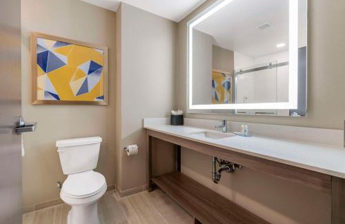 Florida Central Atlantic Coast Hotel | Pestana Orlando Suites - Lake Buena Vista