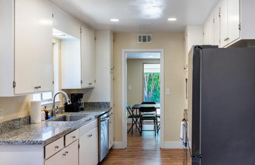 Foothill Farms Casa | Pet & Family-Friendly 4BR Grill & Chill