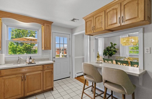 Newport East Casa | Pet & Family Friendly Home Close to Beaches!
