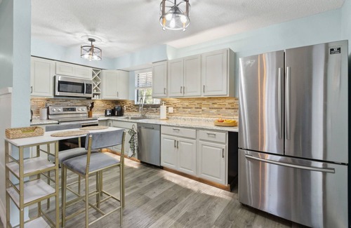 Yulee Casa | Pet & Family-Friendly w/ Fenced Yard & Golf Cart