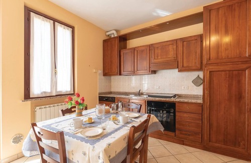 Castiglione del Lago Apartamento | Apartamento que admite mascotas en Castiglion del Lago PG con piscina al aire.