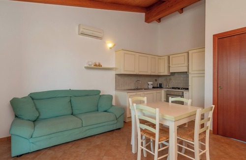 Santa Teresa di Gallura Villa | "Villa Baticle" con Wi-Fi, jardín y terraza; mascotas permitidas