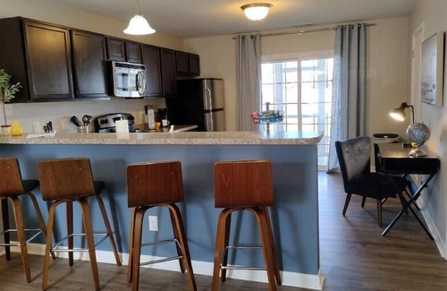 Westgate Casa | Pet Friendly 2 Bed Townhome Near Western BLVD