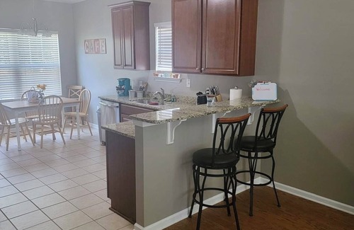 Little River Casa | Pet friendly 2 bed 2 bath home near golfing and walking distance to many places.