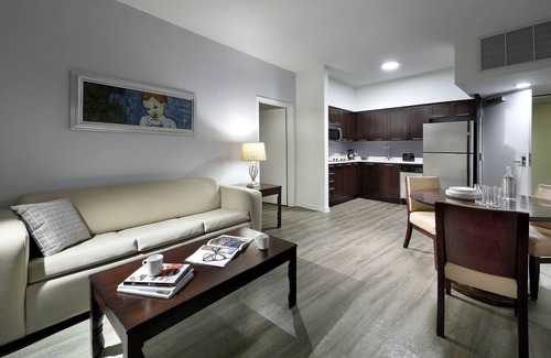 Celebration Apartamento | Pet-Friendly 2-Bedroom Pool View Apt. near Disney