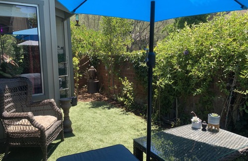 Santa Rosa Casa | Pet Friendly 2 bedroom Sunny Peaceful Townhome