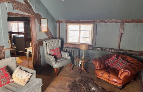 Newtown Apartamento | Pet-friendly, 2-bedroom Flat Located in the Heart of Newtown