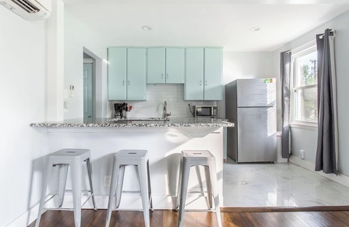Inglewood Casa | Pet Friendly! A+ Neighborhood Hip! Patio Home!