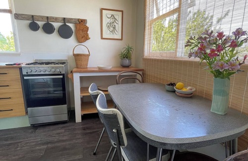 Glenorchy Cabaña | Pet friendly accommodation.