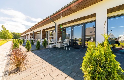 Nowecin Apartamento | Apartamento que admite mascotas en.
