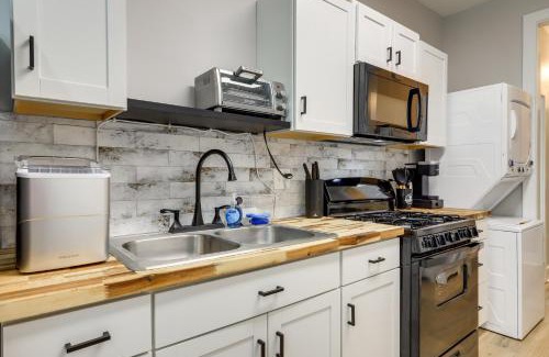 College Park Apartamento | Pet-Friendly ATL Hub - 9 Mi to Downtown