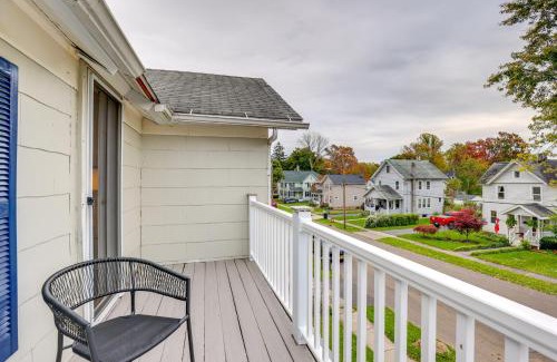Auburn Apartamento | Pet-Friendly Auburn Apartment with Balcony!