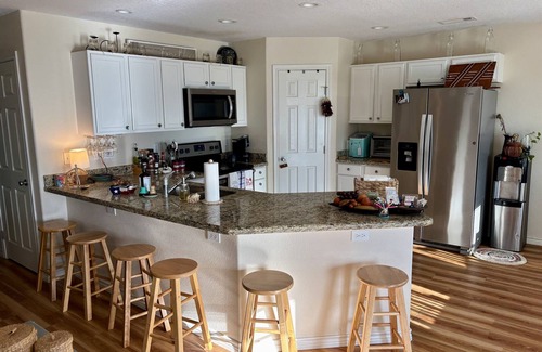 Surfside Beach Casa | Pet-Friendly Beach Fenced Yard Bike Quiet Location