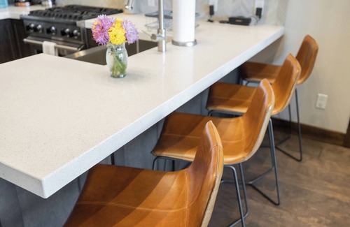 Park City Condominio | Pet Friendly Blackstone Luxury Condo - Pool and Gym in Canyons Village.