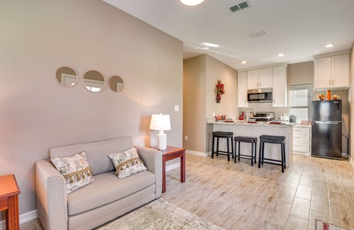Brownsville Apartamento | Pet-Friendly Brownsville Apartment w/ Yard!