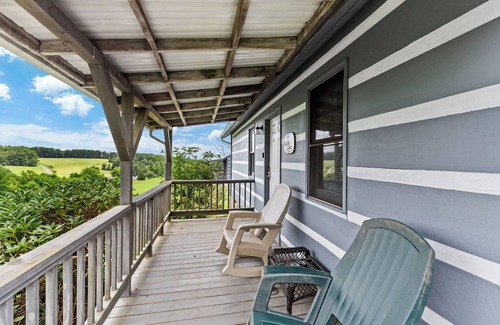 Fancy Gap Cabina | Pet Friendly Cabin Hideaway For 2! Cabin 7