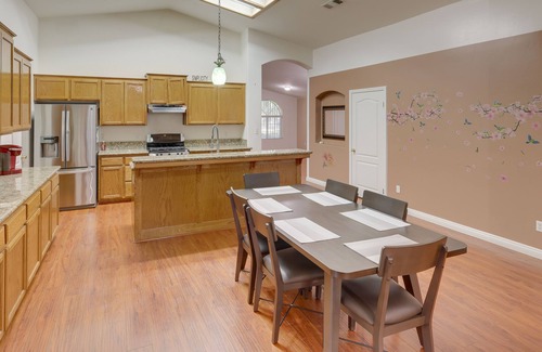 Greenacres Casa | Pet-Friendly California Retreat w/ Fenced-In Yard!