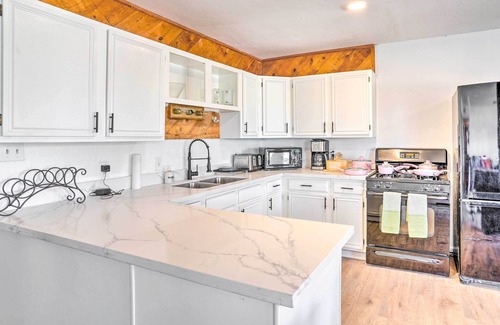 Chino Valley Cabina | Pet-Friendly Chino Valley Cabin w/ Game Room!