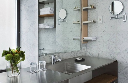 Central Park West Hotel | Pet-friendly, City View King Room, Arthouse Hotel New York City
