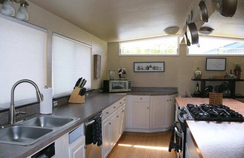 Morro Bay Casa | Pet Friendly Comfy Morro Bay Home