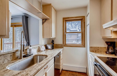 Frisco Condominio | PET FRIENDLY Condo close to Main Street in Frisco!!