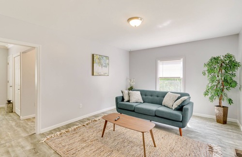 Waterbury Casa | Pet-Friendly Connecticut Retreat Near Golfing!